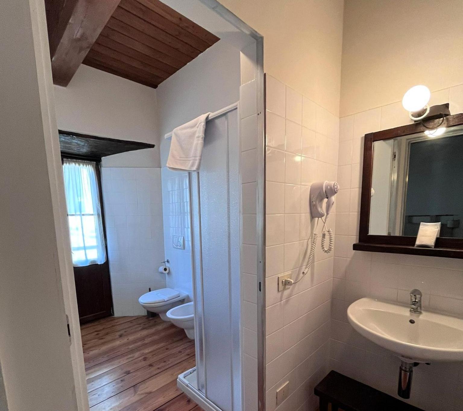 Villadossola Dimora Storica Casa Vanni מראה חיצוני תמונה