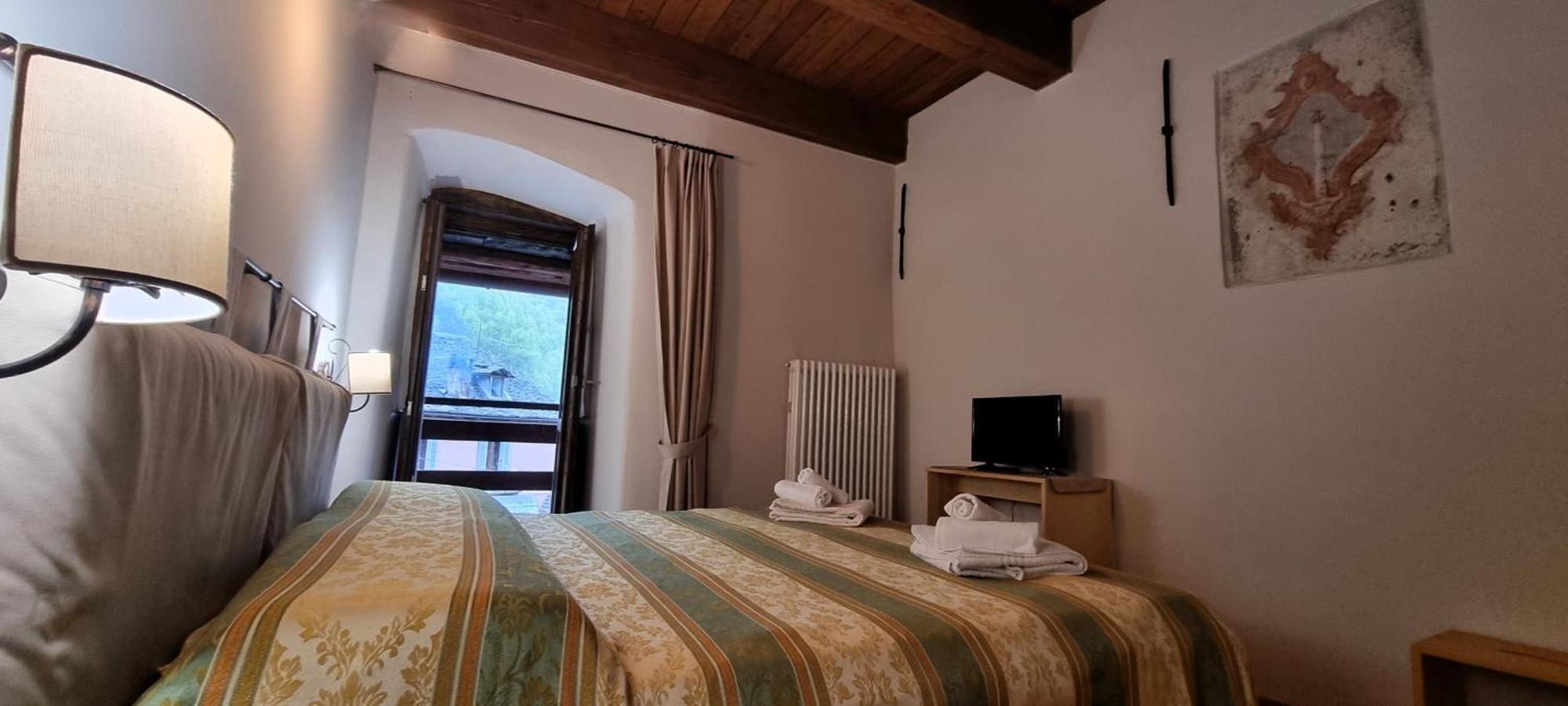 Villadossola Dimora Storica Casa Vanni מראה חיצוני תמונה